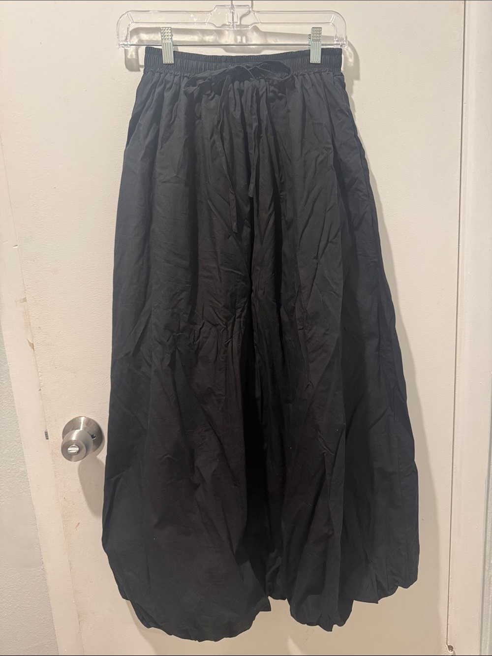 Black Full-Length Balloon Skirt